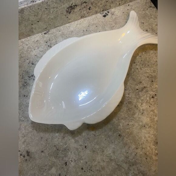 Calif USA‎ 873 White Poisson (Fish) Farci Tray 18" x 9.5" Ovenproof - Picture 1 of 6
